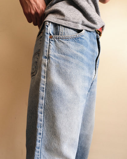 72. Levi's 505 Tapered Straight Denim Pants / W33 L30