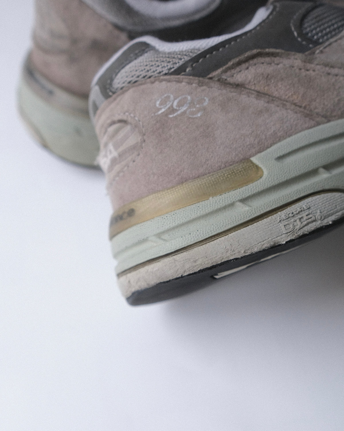 New Balance 993 US9.5