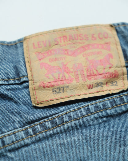 38. Levi's 527 Slim Fit Bootcut Denim Pants / W32 L32