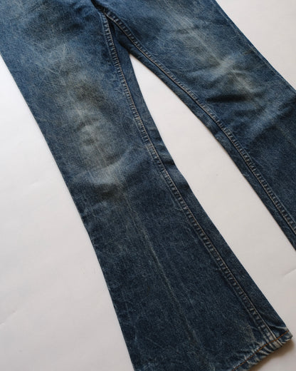 77. Levi's 646 Bell Bottom Denim Pants