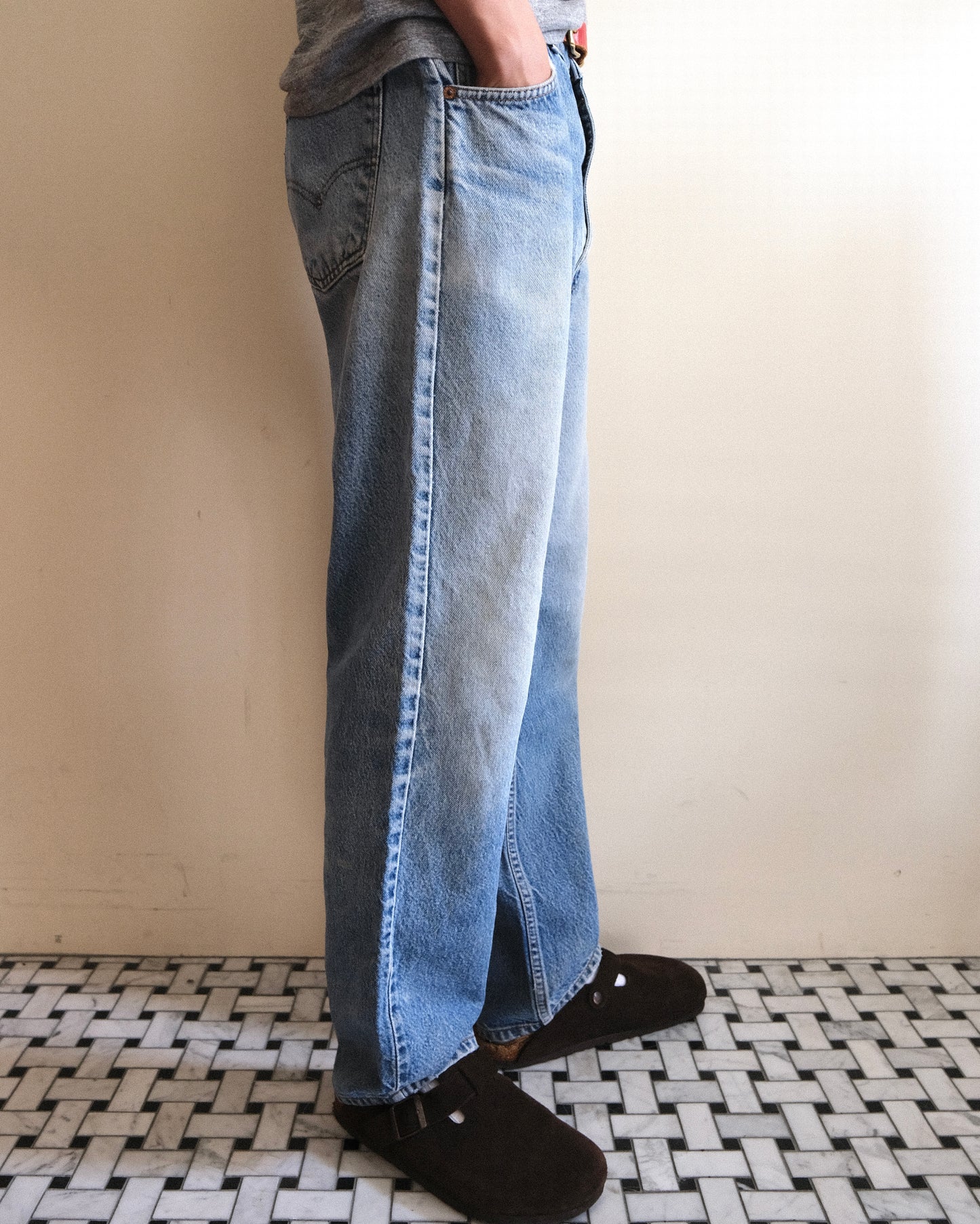 72. Levi's 505 Tapered Straight Denim Pants / W33 L30