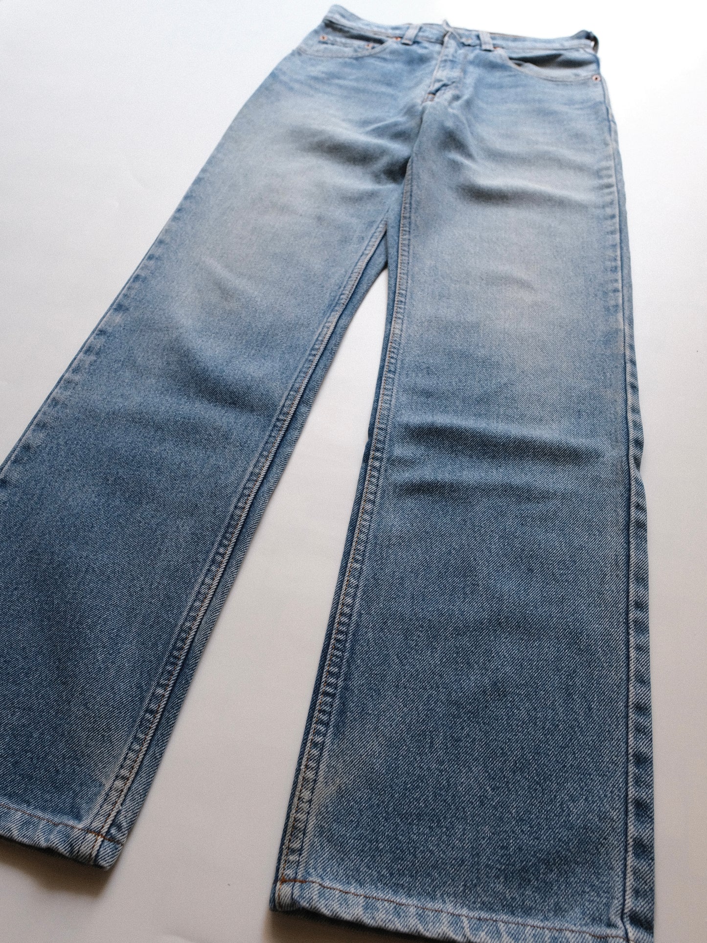 81. Levi's 515-0217 Srim Tapered Denim Pants