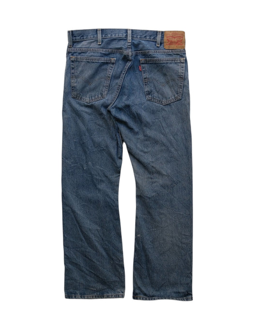 3. Levi's 517 Bootcut Denim Pants /  W34 L30