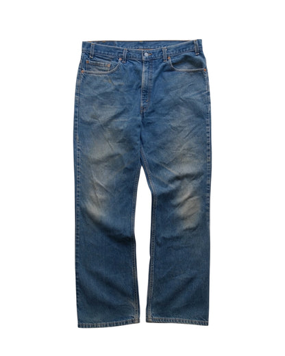 6. Levi's 517 Bootcut Denim Pants / W38 L32