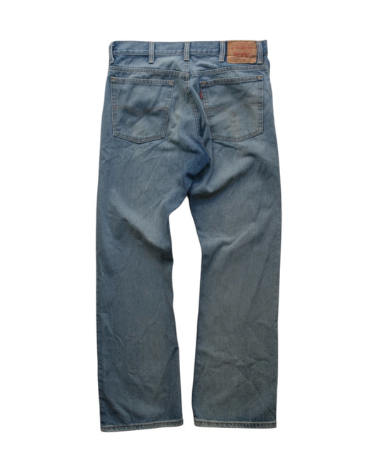 7. Levi's 517 Bootcut Denim Pants / W34 L30