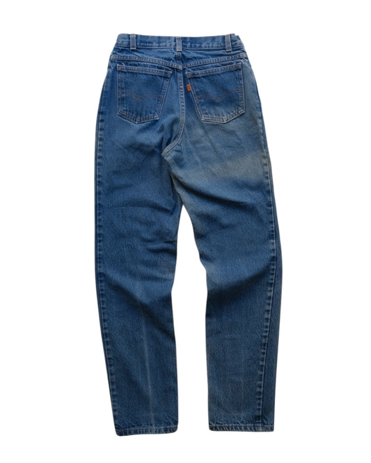 12. Levi's Misses Straight Denim