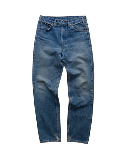 15. Levi's 505 Tapered Straight Denim Pants / W32 L30